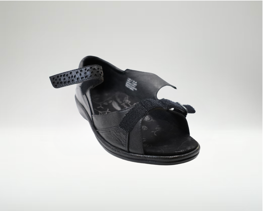 best sandal for elderly women